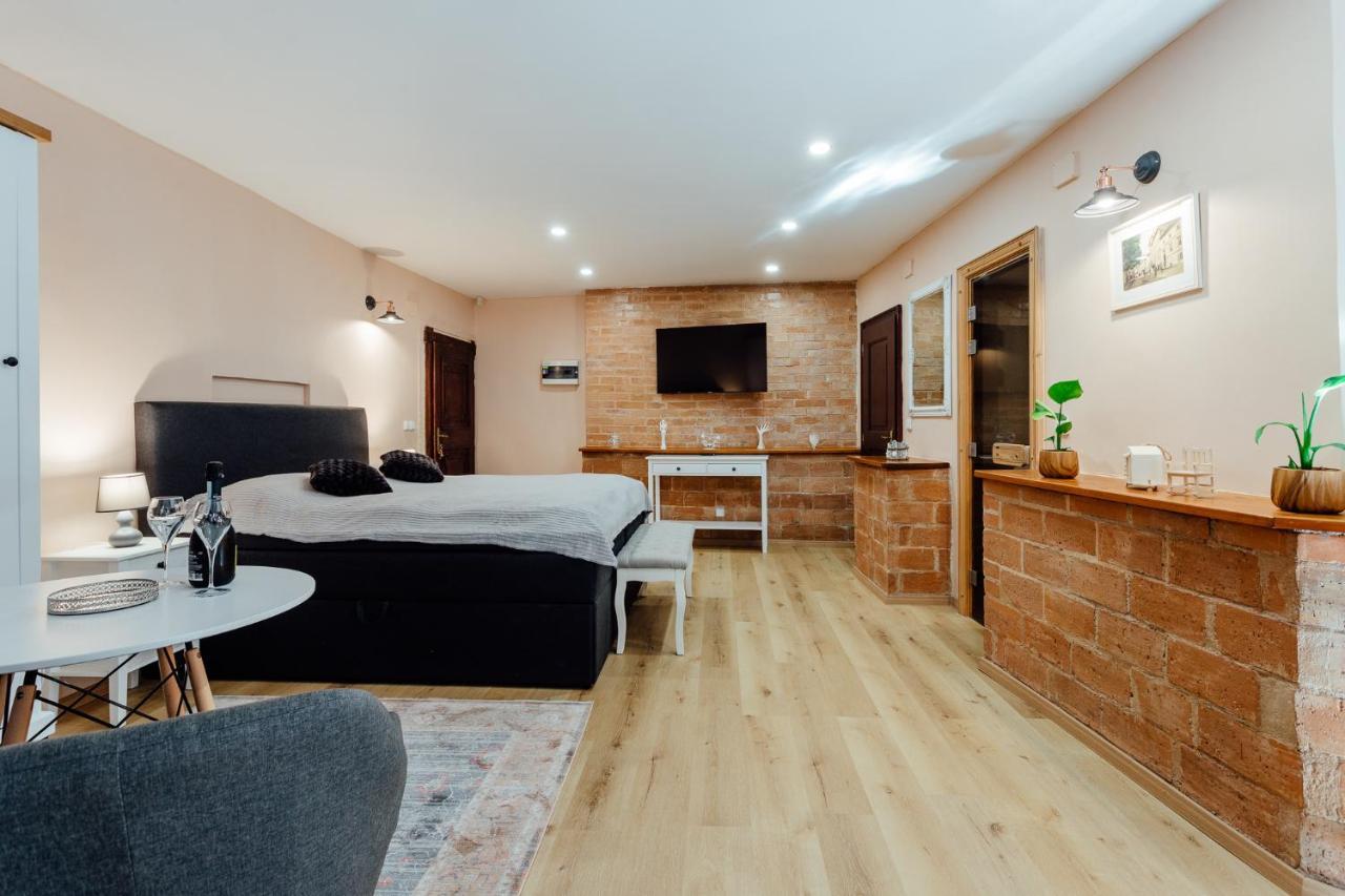 Penzion Cosmopolitan Ii. Banská Štiavnica Buitenkant foto